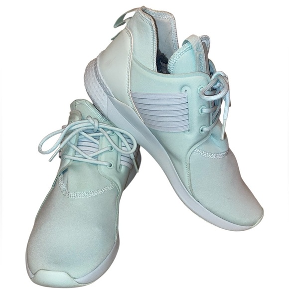Reebok Women’s Athletic Running Shoes Model Guresu 2.0 Mint Green Size 10M - Picture 1 of 5